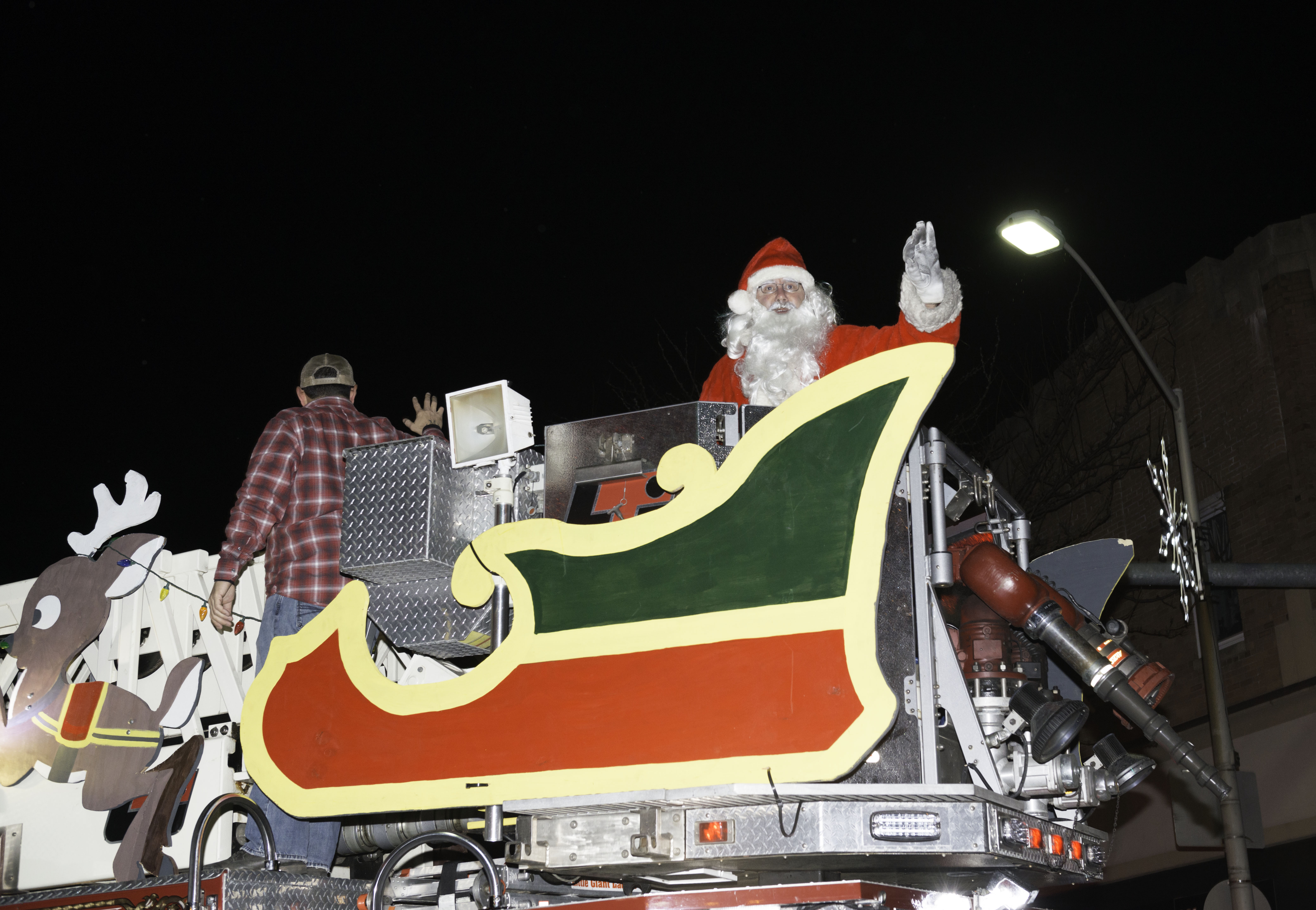 Santa HQ At Washington Square Mall - Seasonal Memories