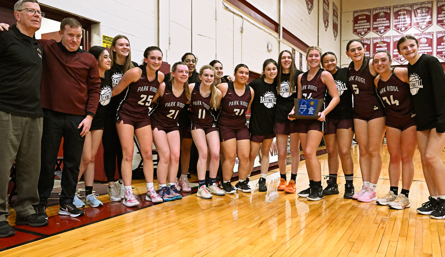 Owls nab first state sectional title; Allie Shenloogian sets all-time ...