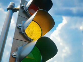 Yellow traffic light