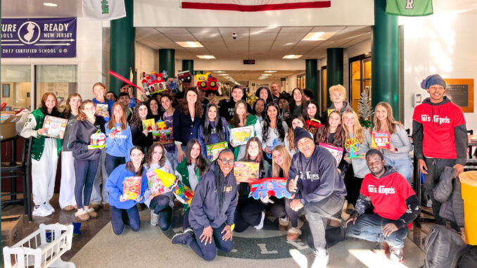 Front to back, left to right: Jordan Pieszchata, Liv Carpenter, Emilia Rettew, Alexa Ganz (exec), Jacqueline Sohl, Cali Dembowski, Izzy Witkowski, Dana Miller, Alexandra Siller, Ethan Platt, Eric Welter, Jesse Merker, Brian Slasinski, Parker Bellaff, Brianna Deutsch, Isabella Manessis (president), Margo Perlman (exec), Ethan Rettew, Patrick Sullivan, Nick Desantis-Amin, Ryan Austein, Sean Roberts, Kyle Diaz, Gabe Guzman, Ciara Leen, Alison Garcia, Ella Gokhale, Kristina Wegner, Charlotte Moy (exec), Jeslyn Abraham (exec), Avery Mendez, Ava Manessis, Christina Ely, Alex Gaskin, Kate Barrett, Anna DeBlock, Daniella Petrillo, and Maya Newell. Michela Piccoline photo.