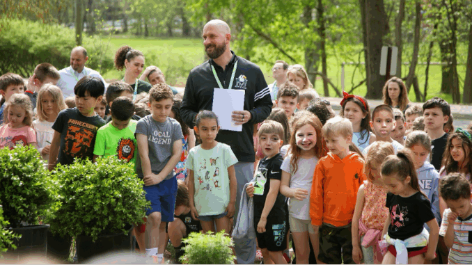 The Borough of Hillsdale and Meadowbrook School are all in on hands-on environmental stewardship. Zoltán Horváth photo.