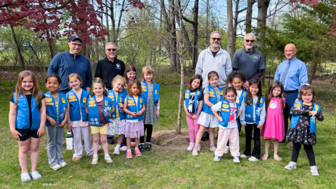 Daisy Troop 99133 and friends.