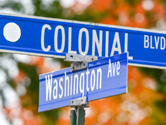 Colonial Boulevard sign